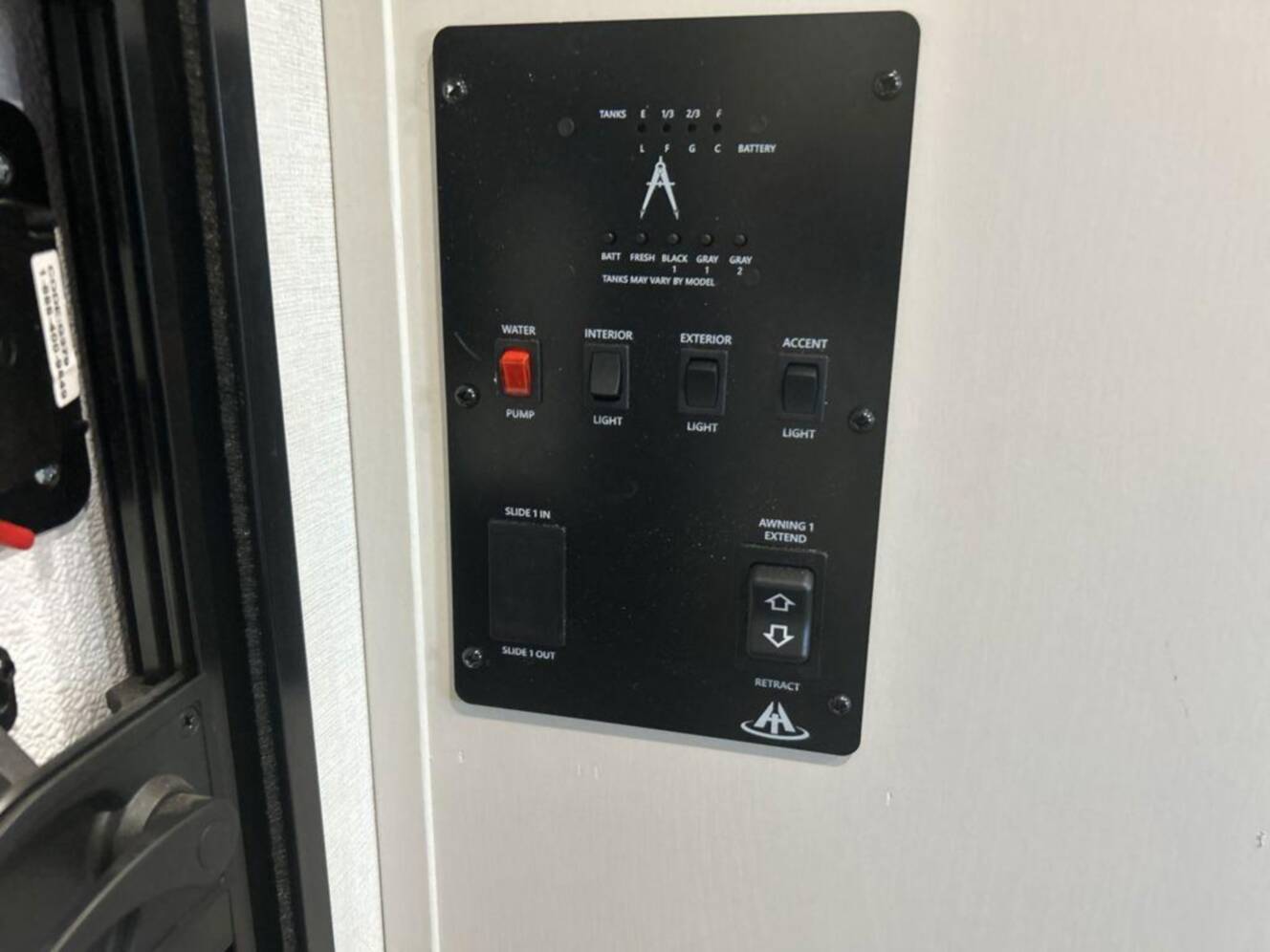 A photo of this 2027 Grand Design Transcend Lite 121RBL