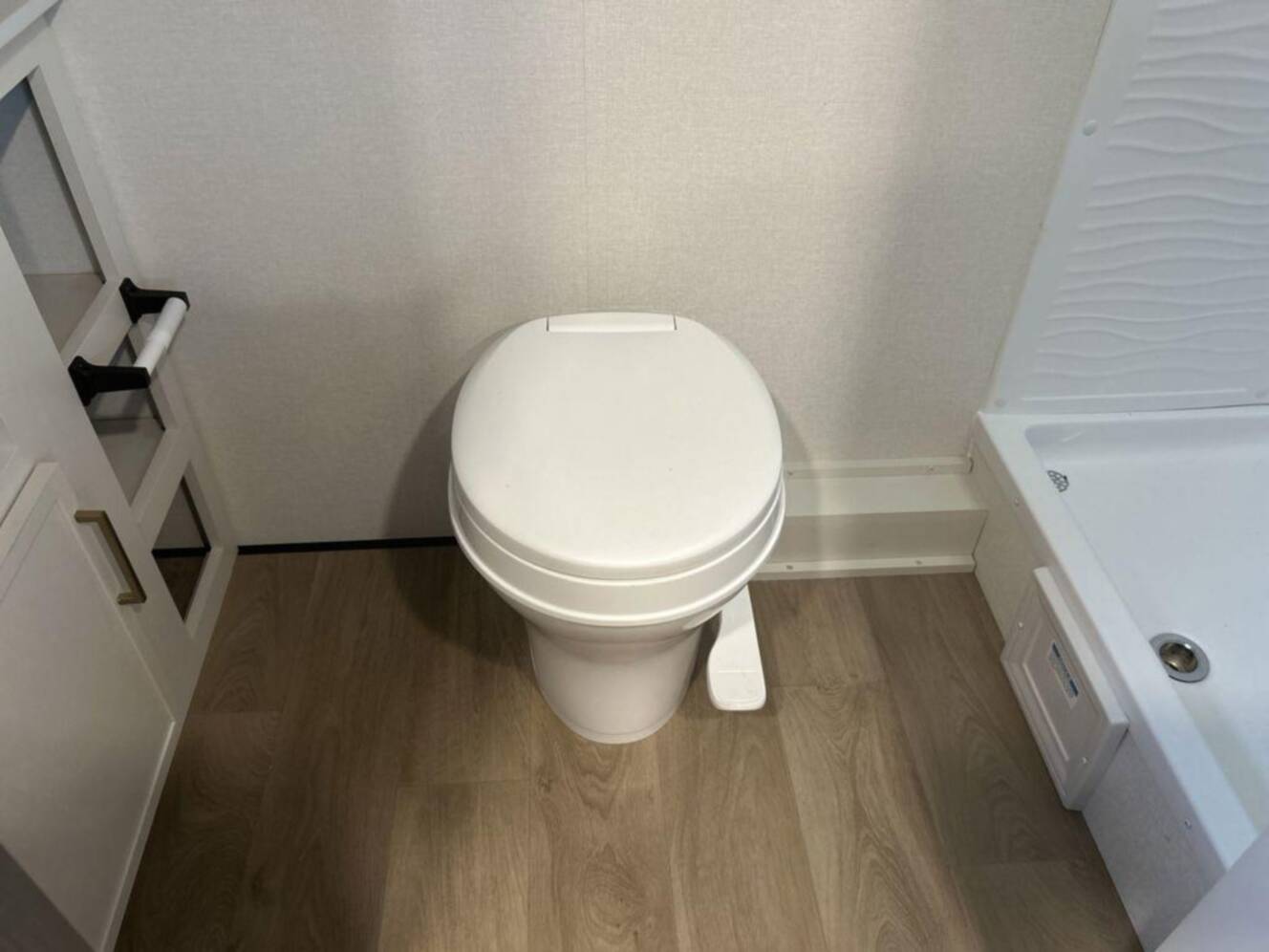 A photo of this 2027 Grand Design Transcend Lite 121RBL