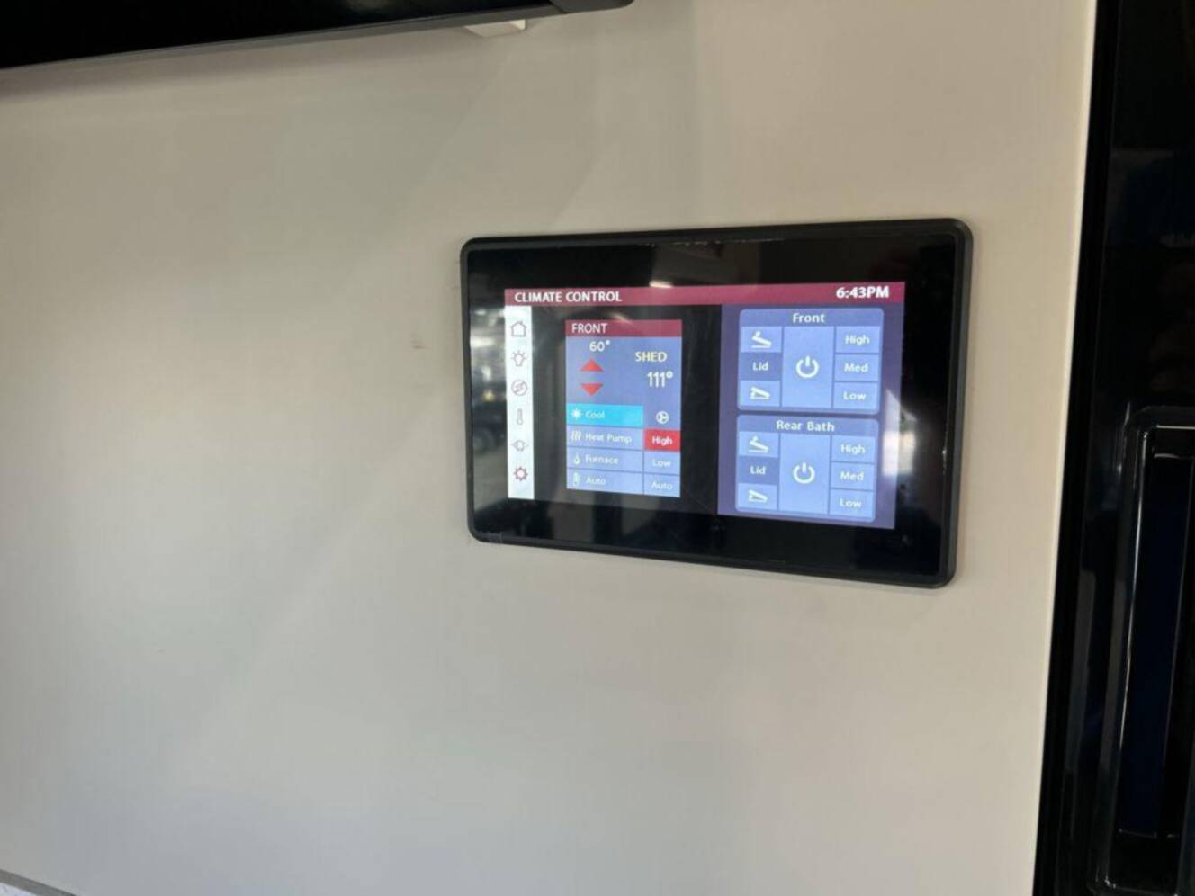 A photo of this 2027 Renegade Villagio 25FWC