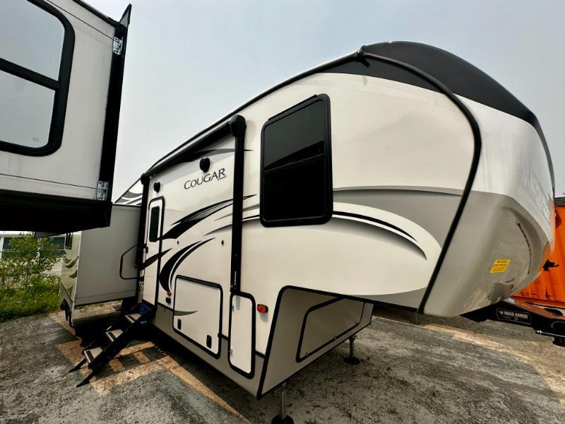 2021 Keystone Cougar Half-Ton 27SGS in suamico WI