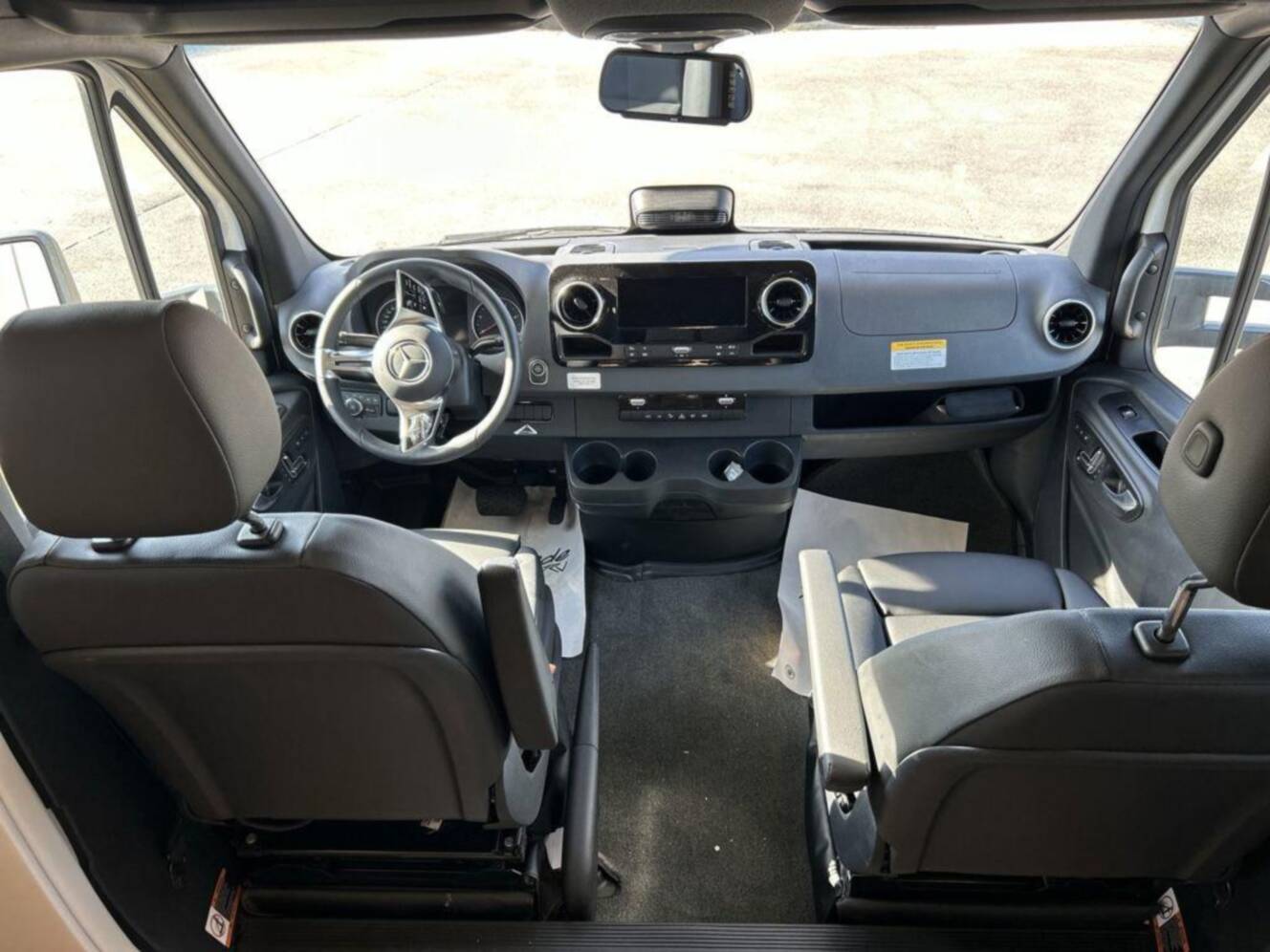 A photo of this 2027 Renegade Villagio 25FWC