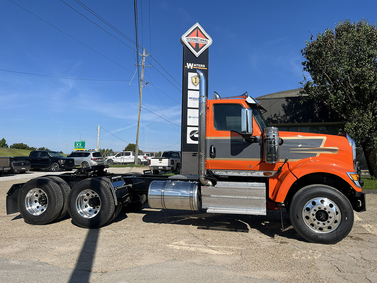 2027 INTERNATIONAL HX 520 in Columbus, MS