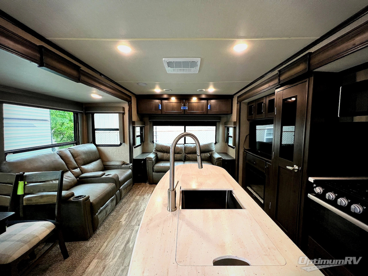 View more photos of this listing