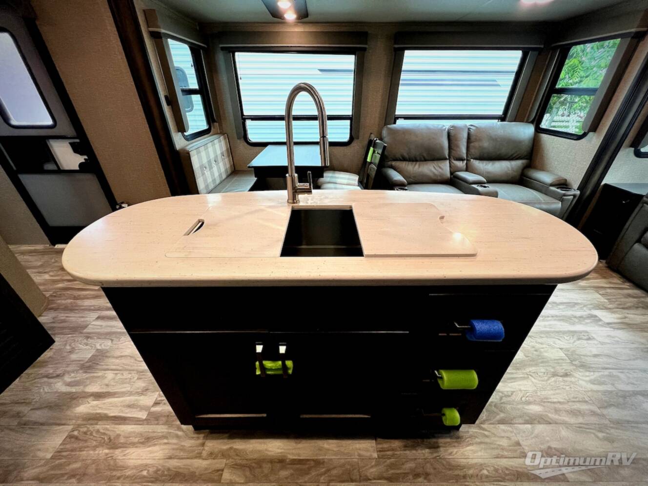 A photo of this 2022 Grand Design Reflection 315RLTS
