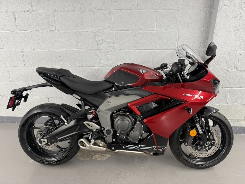 2025 Triumph Daytona 660 660 in Elmsford, NY