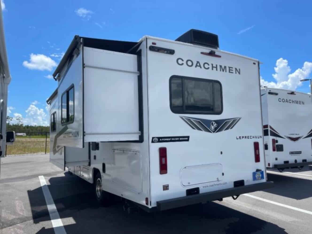 A photo of this 2026 Coachmen Leprechaun 260DS-FORD-450