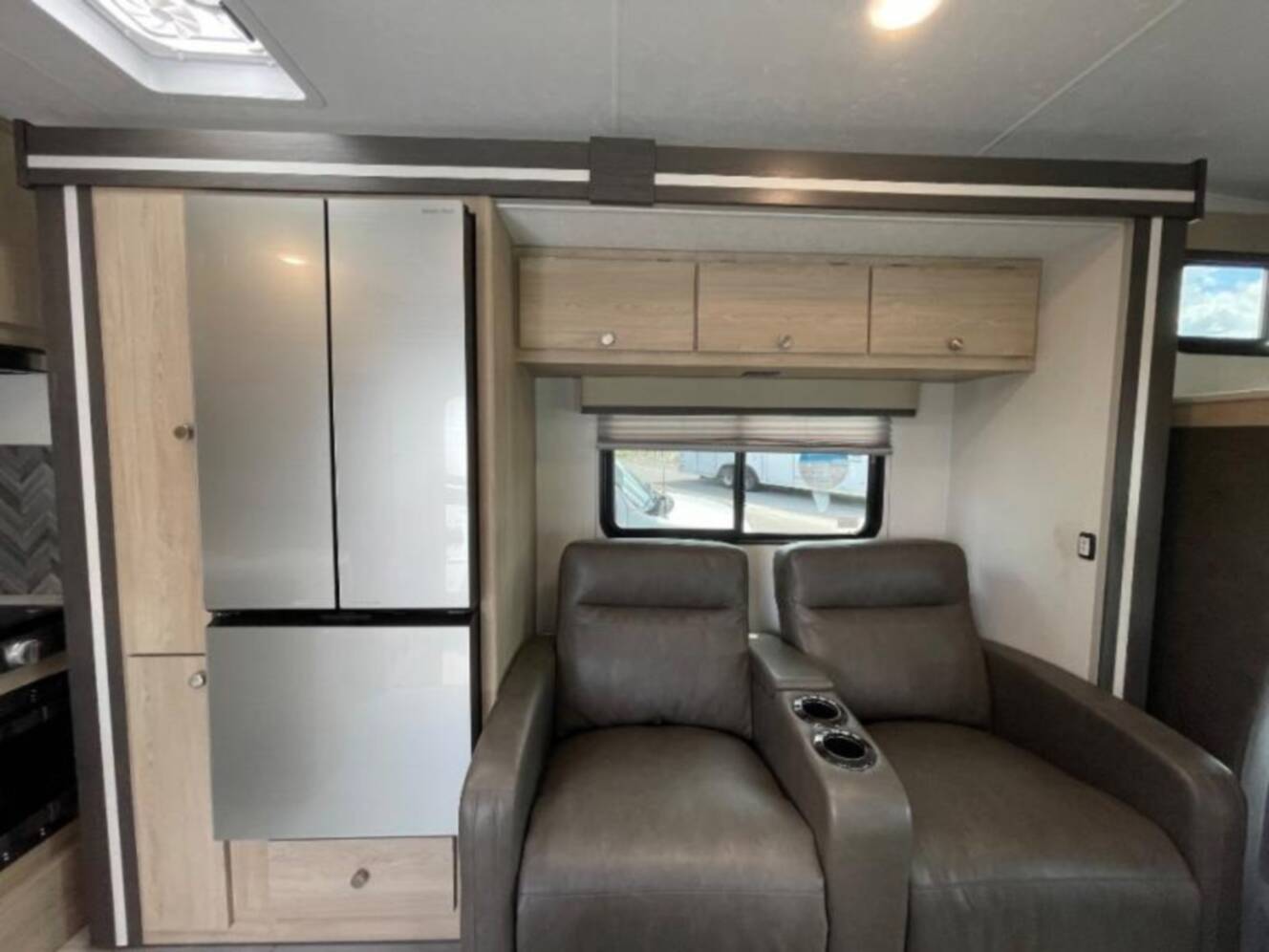 A photo of this 2026 Coachmen Leprechaun 260DS-FORD-450