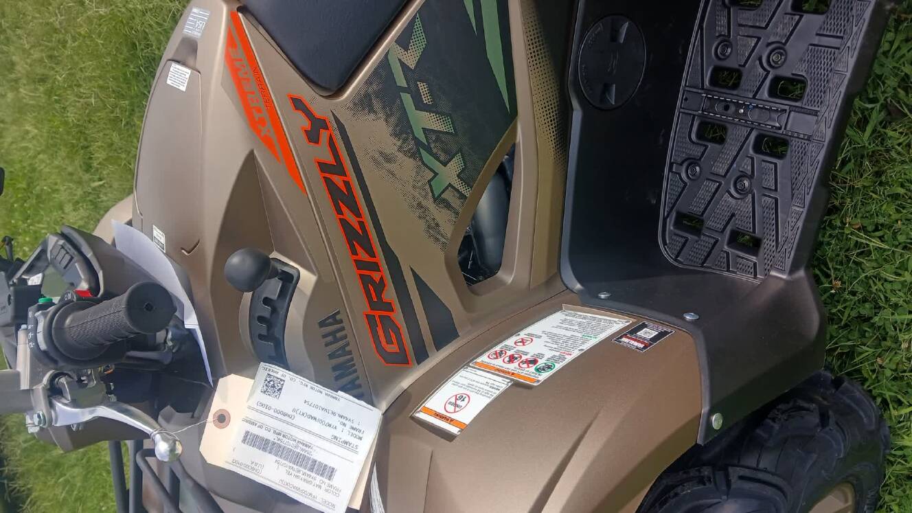 A photo of this 2027 Yamaha GRIZZLY EPS XT-R