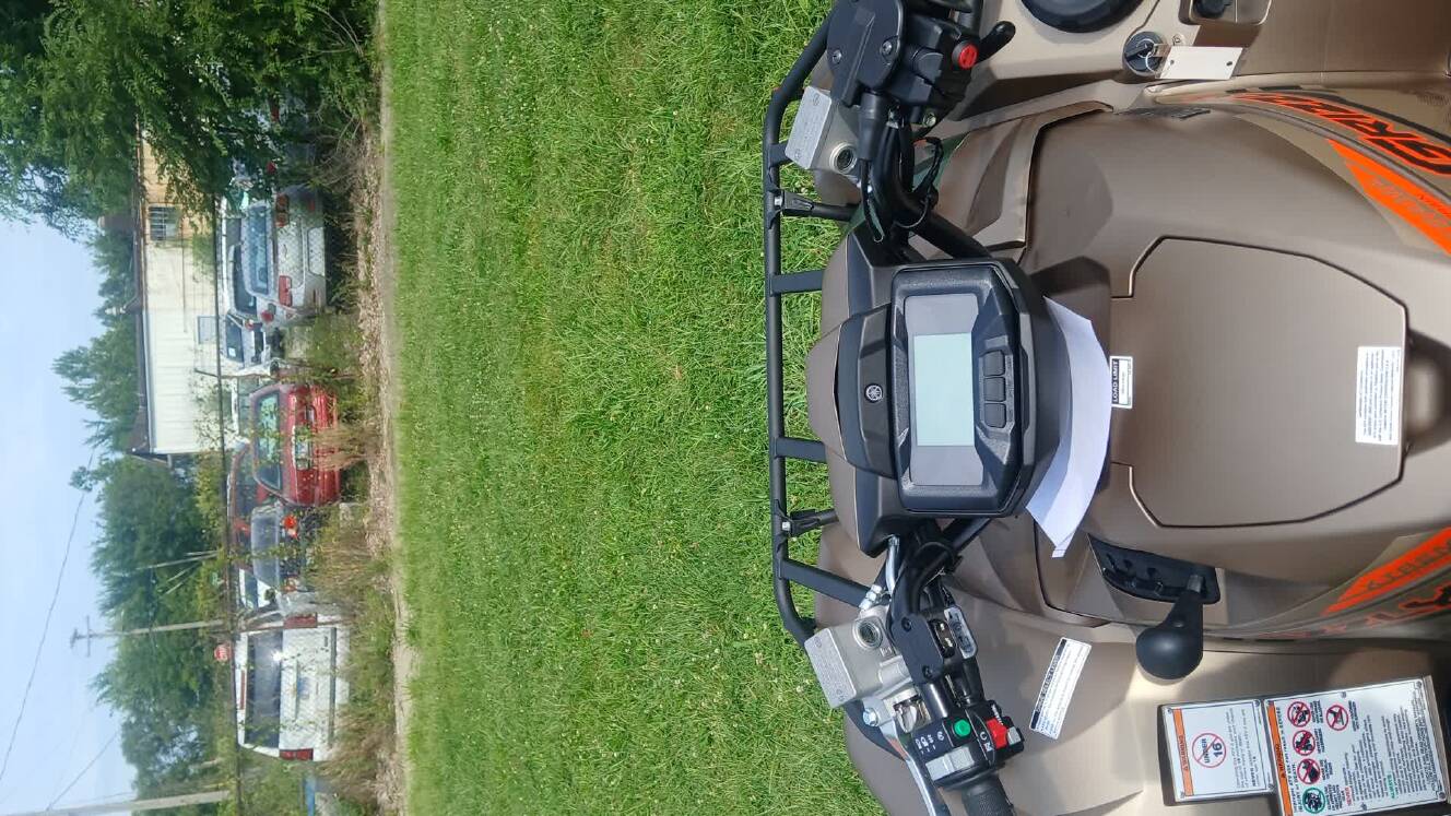 A photo of this 2027 Yamaha GRIZZLY EPS XT-R