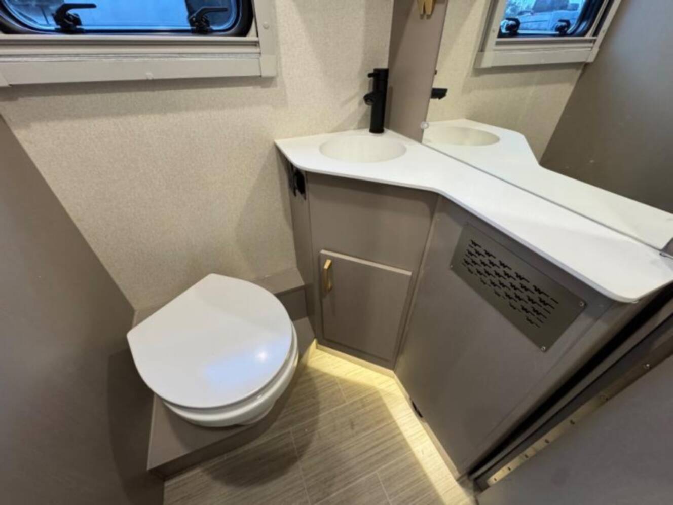 A photo of this 2026 Winnebago Navion 24R