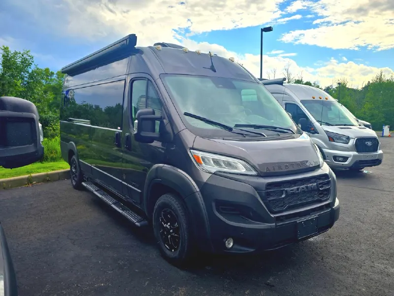 2026 Airstream Rangeline Rangeline