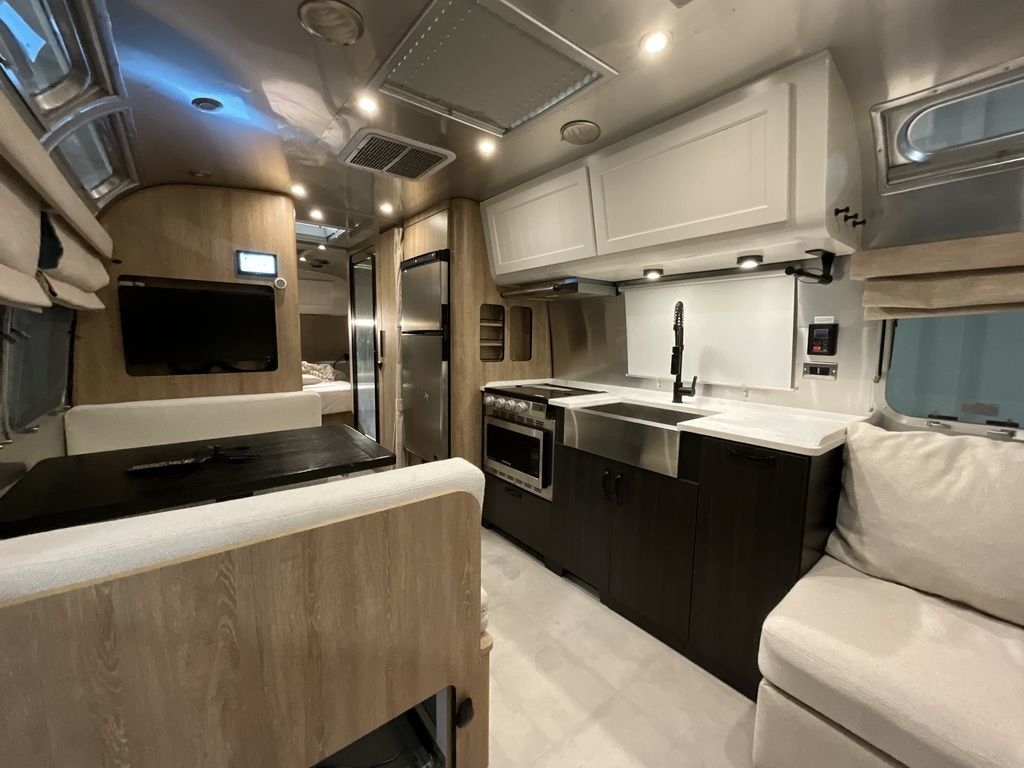 2023 Airstream Pottery Barn 28RBQ in reno NV