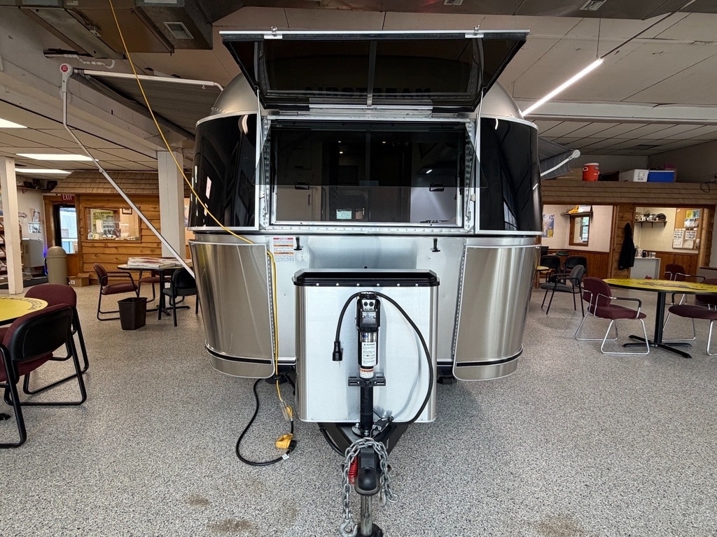 2022 Airstream Caravel 19CB in schererville IN