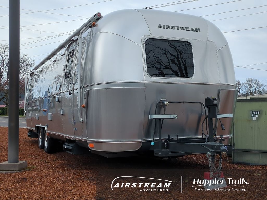 2015 Airstream International Signature 27FBT in clackamas OR