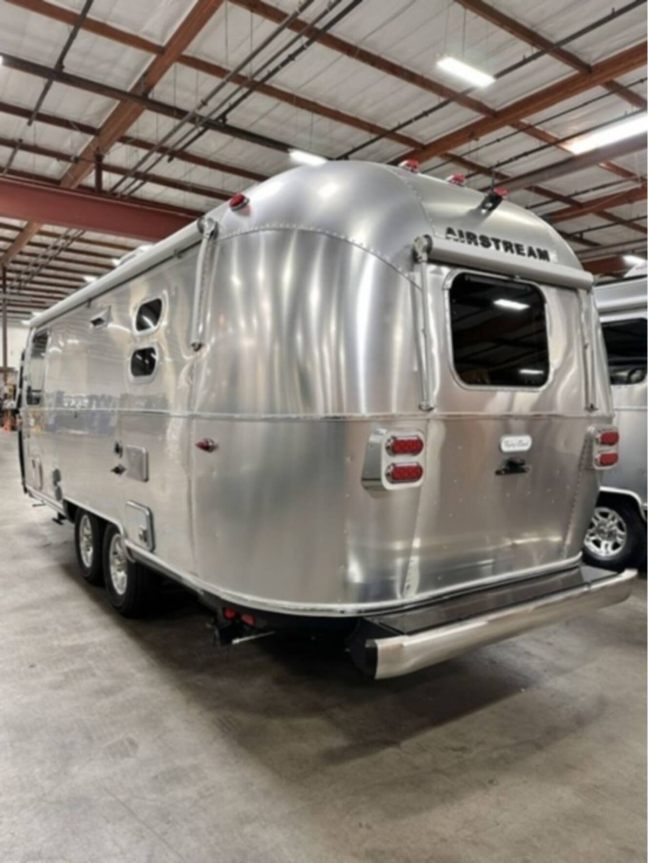 A photo of this 2025 Airstream Flying Cloud 23FB