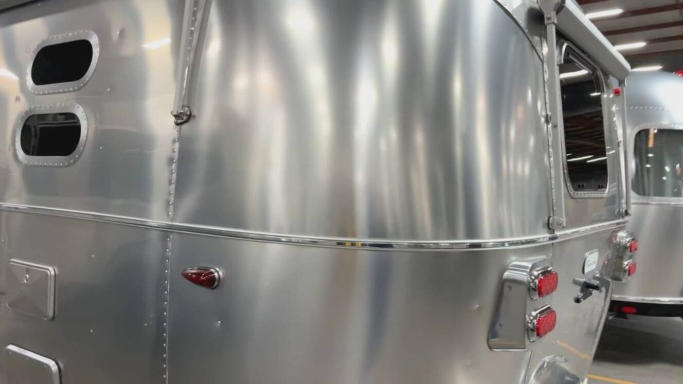 A photo of this 2025 Airstream Flying Cloud 23FB