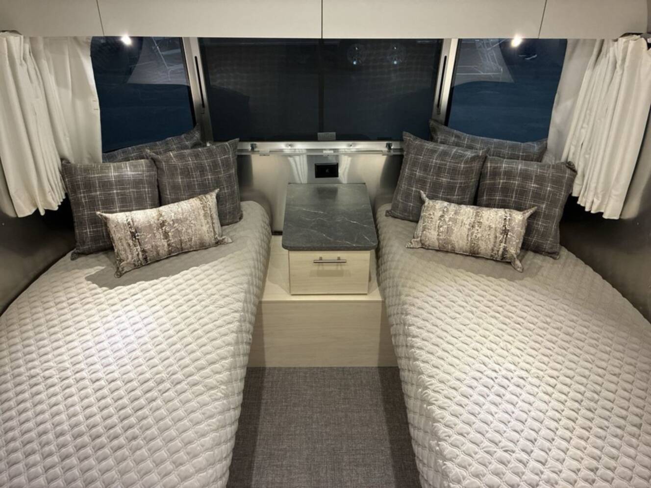 A photo of this 2025 Airstream Flying Cloud 23FB