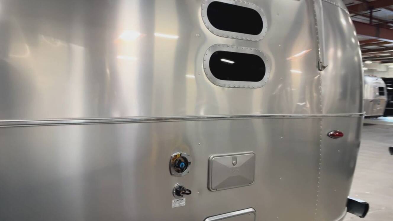 A photo of this 2025 Airstream Flying Cloud 23FB