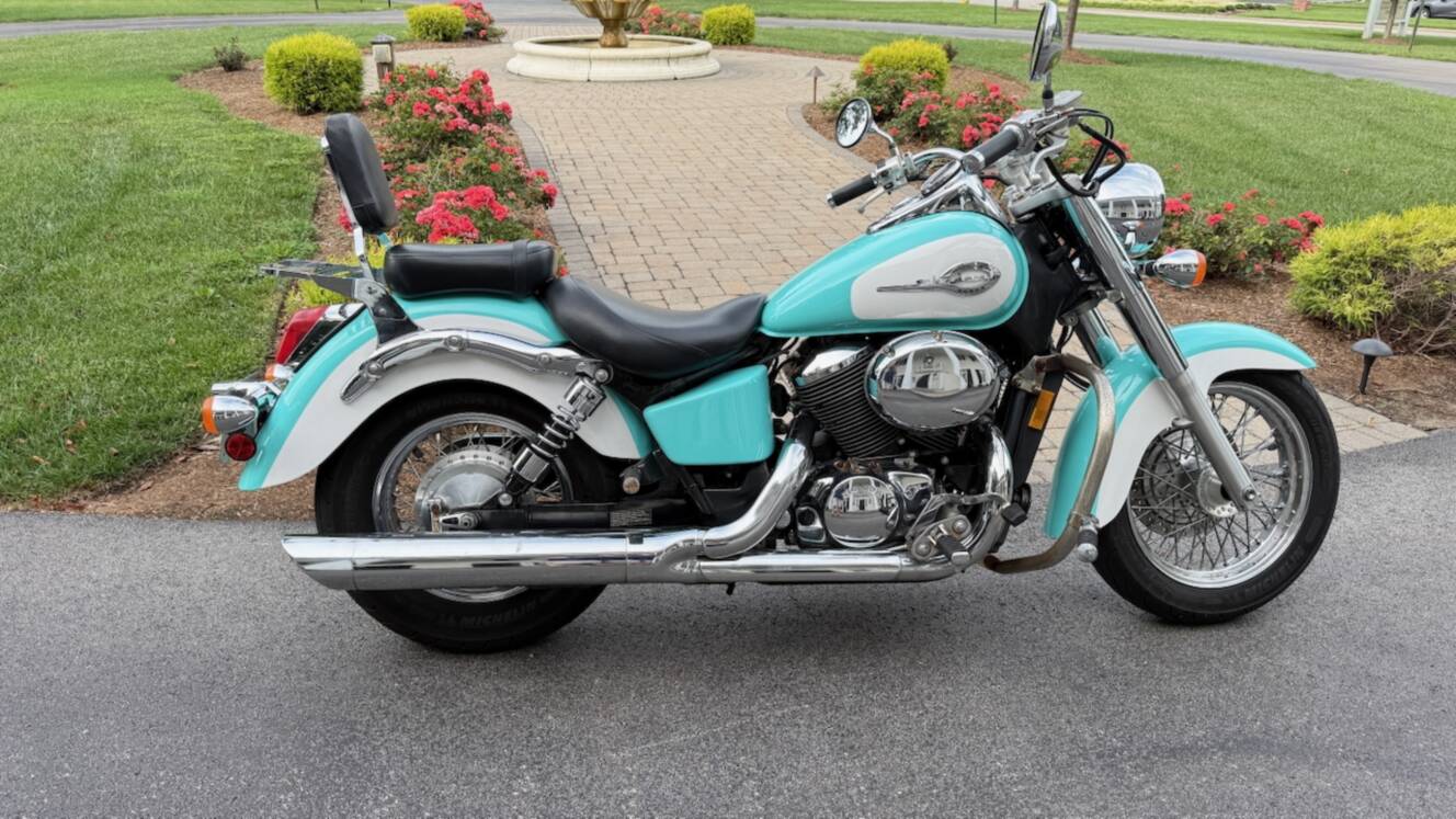 A photo of this 2003 Honda SHADOW