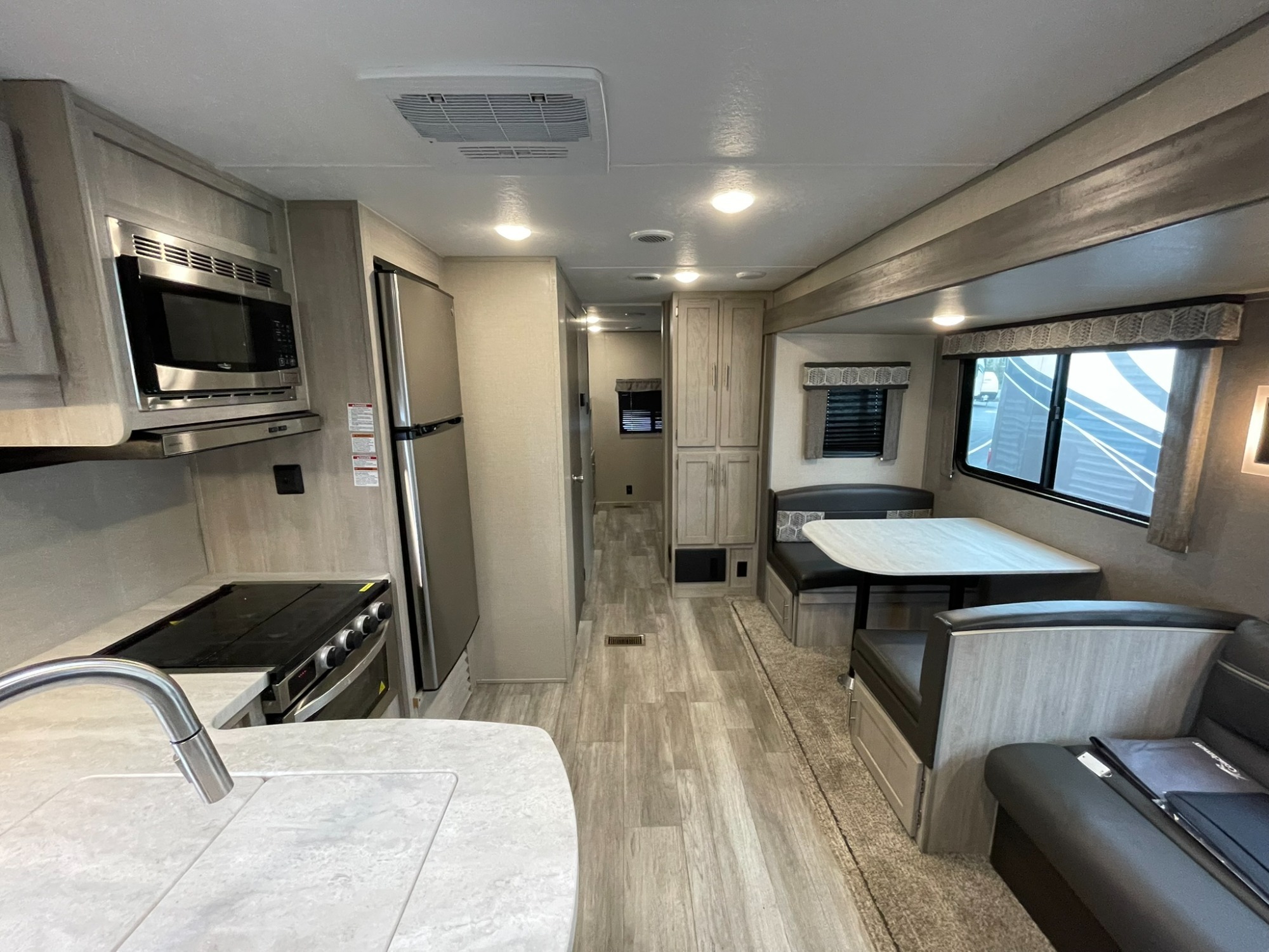 2022 Coachmen CATALINA LEGACY 343BHTS in greenwood IN