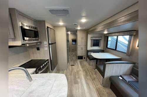 2022 Coachmen CATALINA LEGACY 343BHTS in greenwood IN