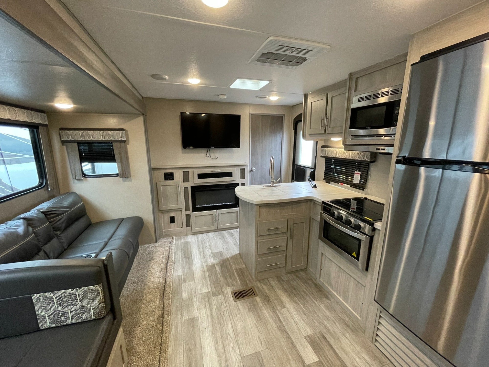 2022 Coachmen CATALINA LEGACY 343BHTS in greenwood IN