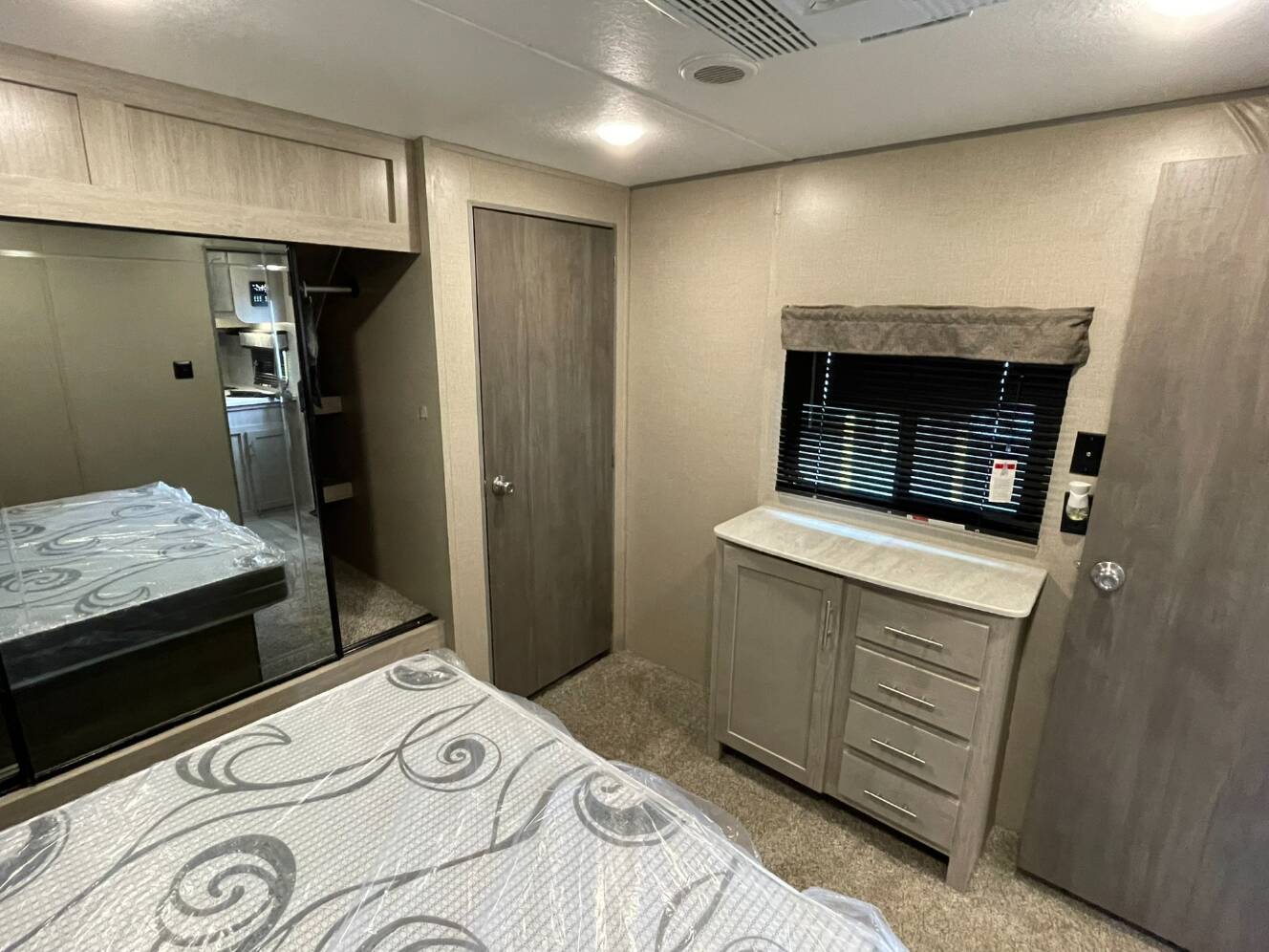 A photo of this 2022 Coachmen CATALINA LEGACY 343BHTS