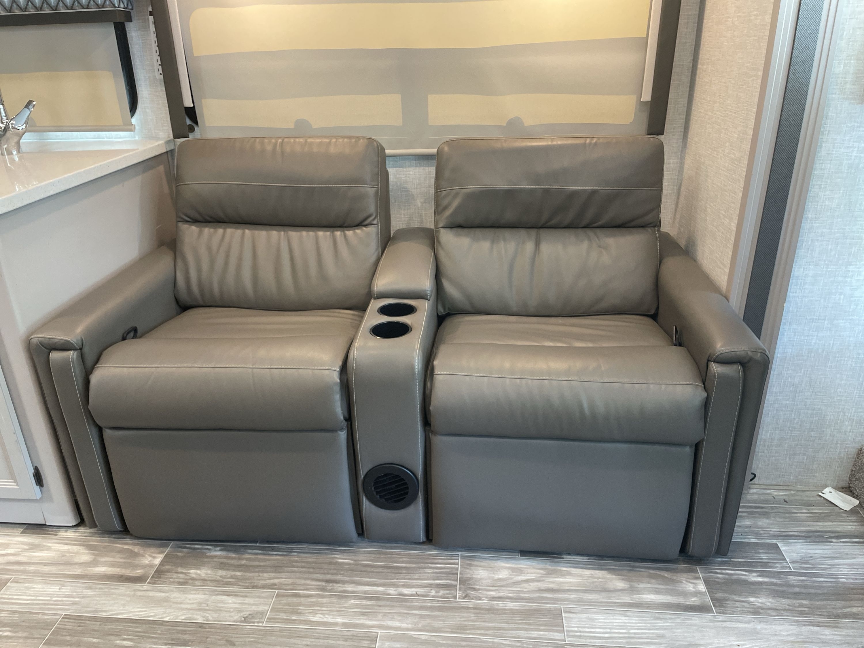 2022 Thor HURRICANE 29M in kissimmee FL