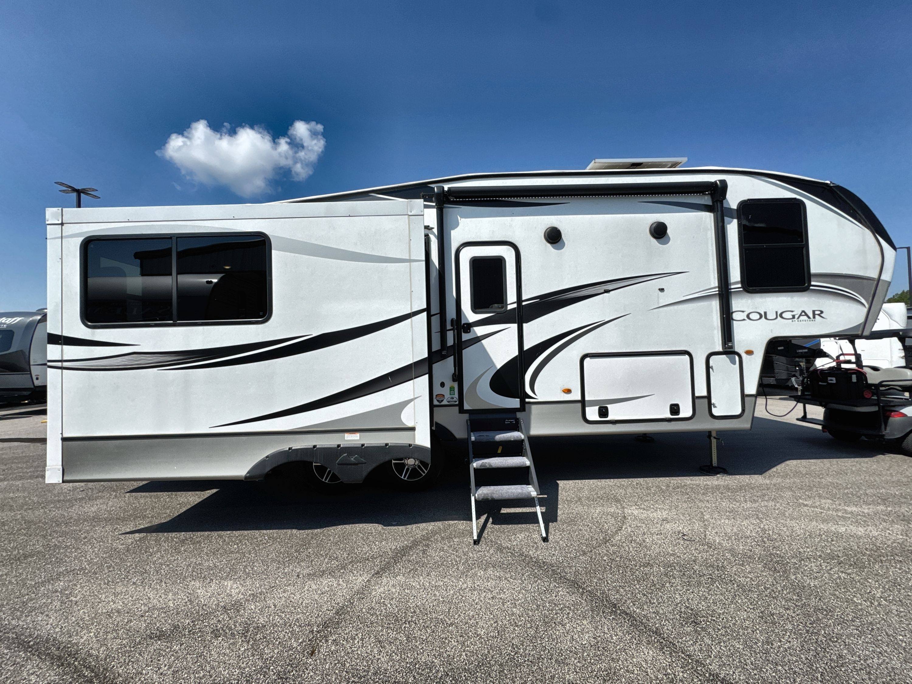 2023 Keystone COUGAR 27SGS in oshkosh WI