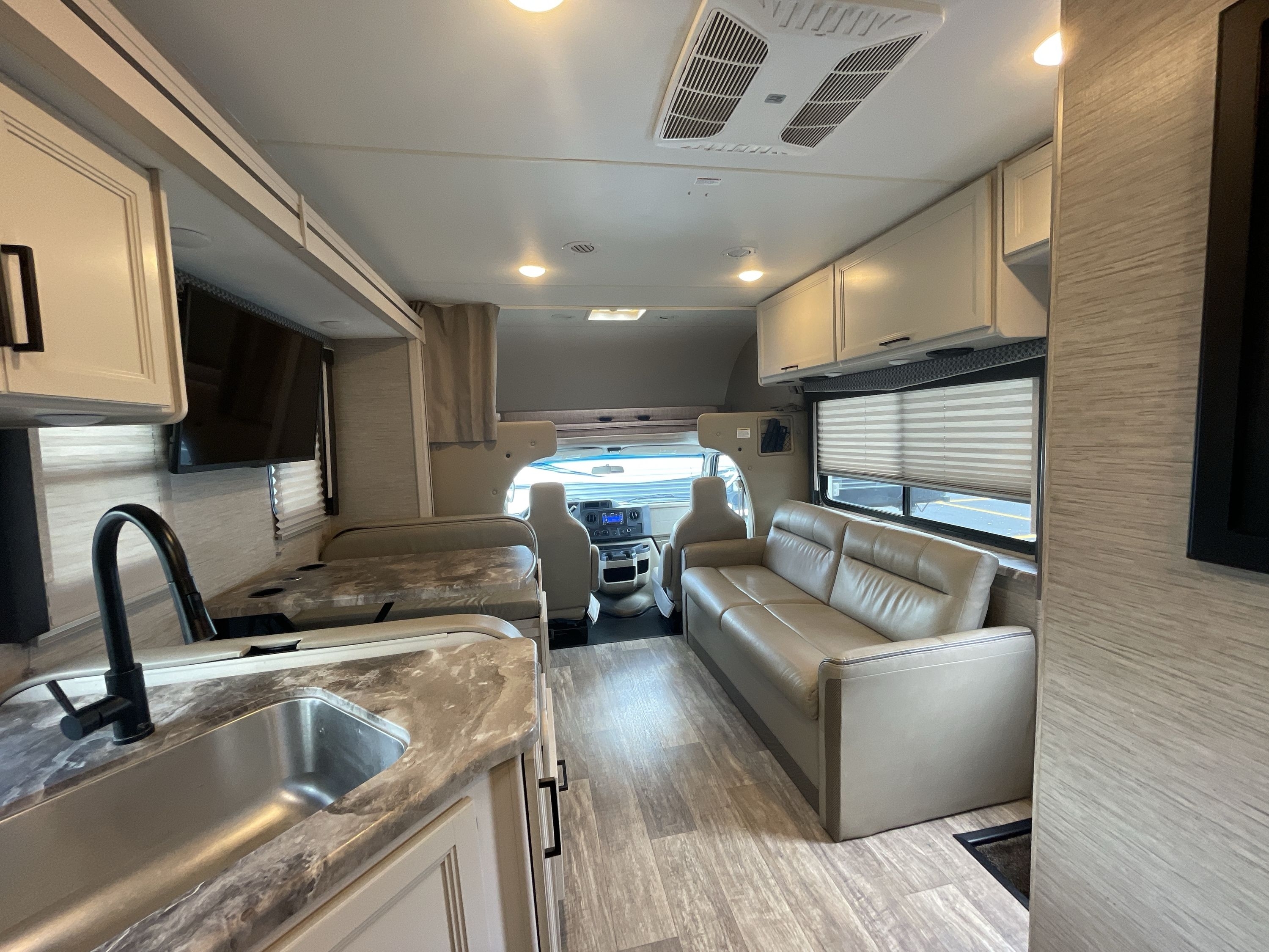 2023 Thor CHATEAU 28Z in st. augustine FL