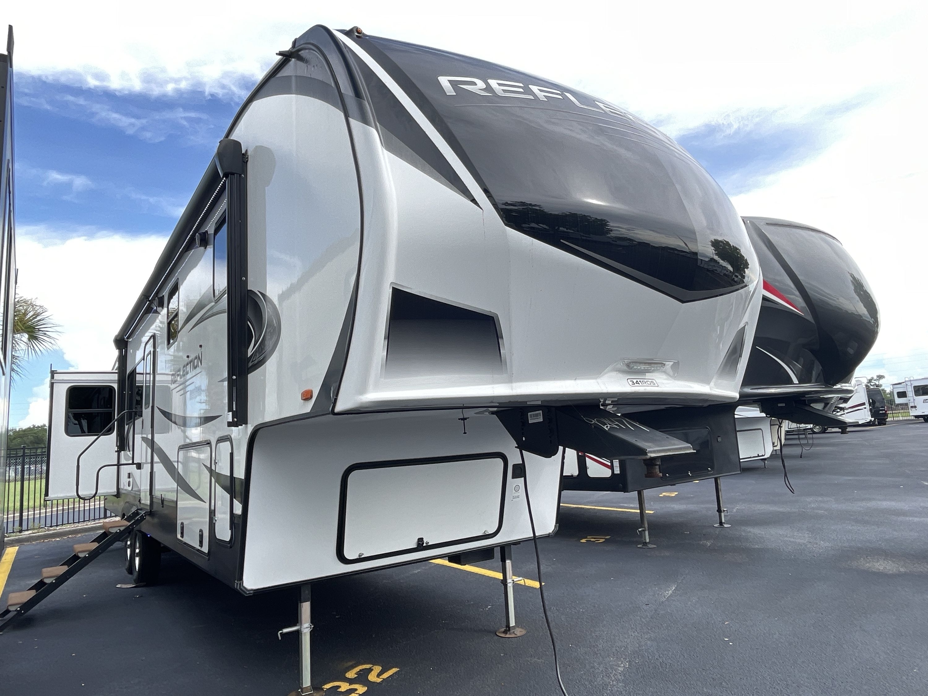 2023 Grand Design REFLECTION 341RDS in bartow FL