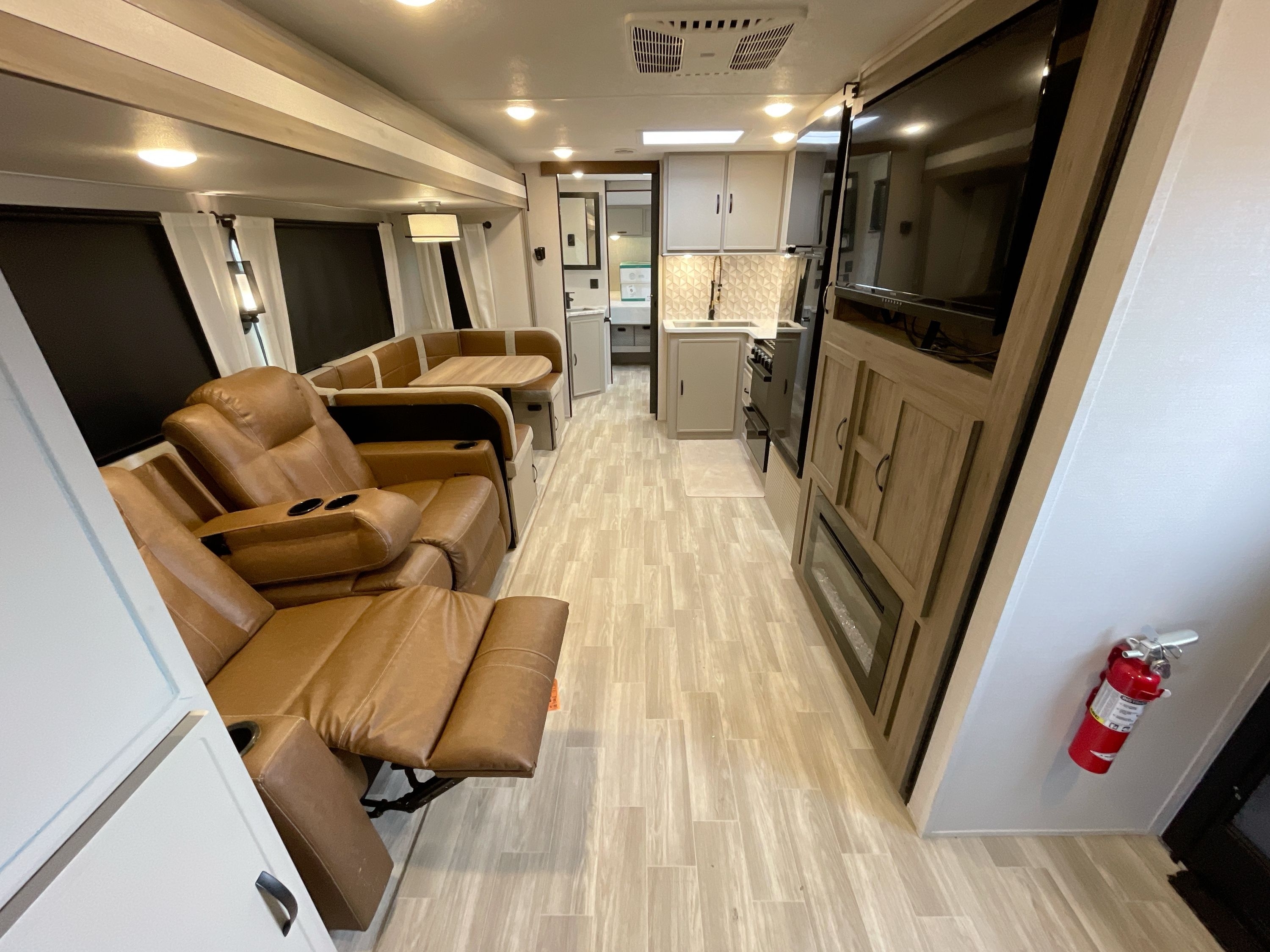 2024 Forest River VIBE 28BHE in richmond IN