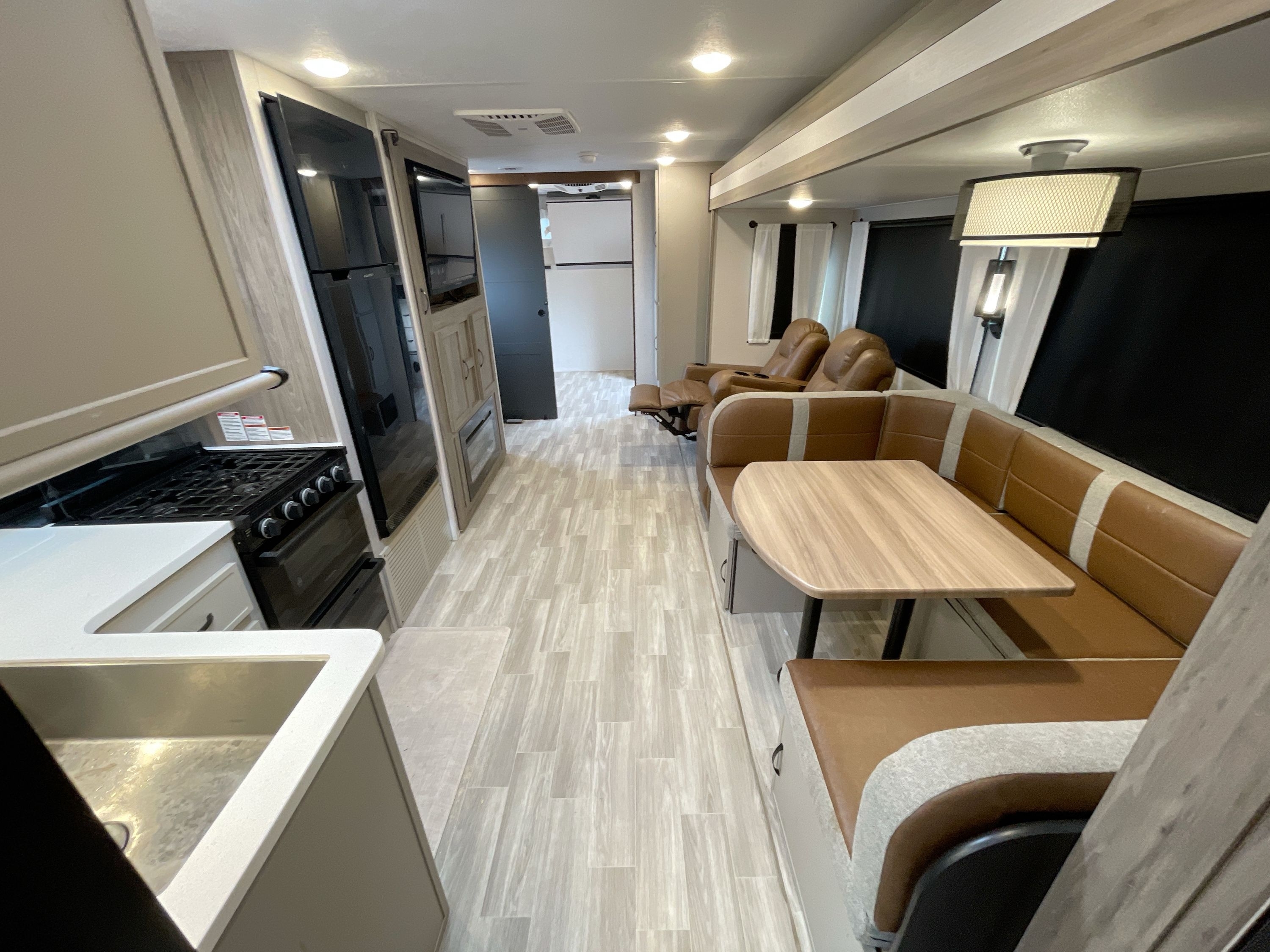 2024 Forest River VIBE 28BHE in richmond IN