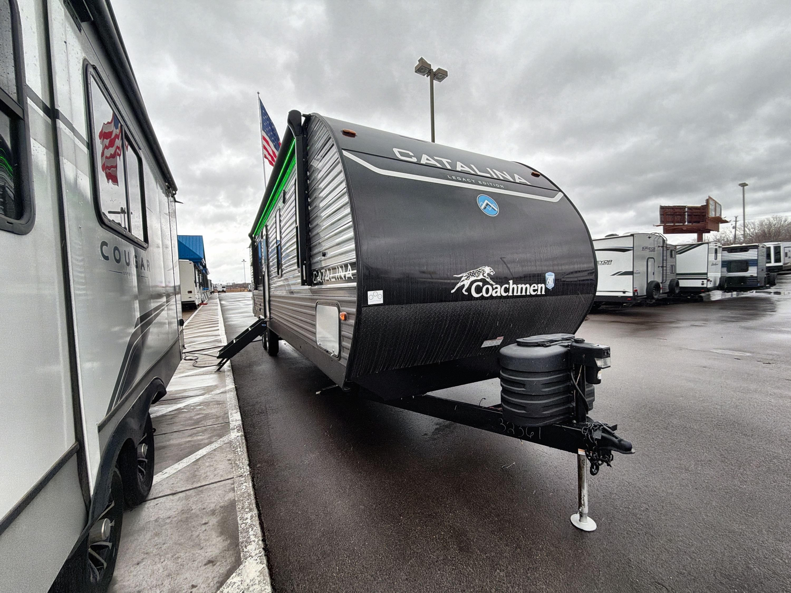 2024 Coachmen CATALINA LEGACY 303RKDS in forest lake MN