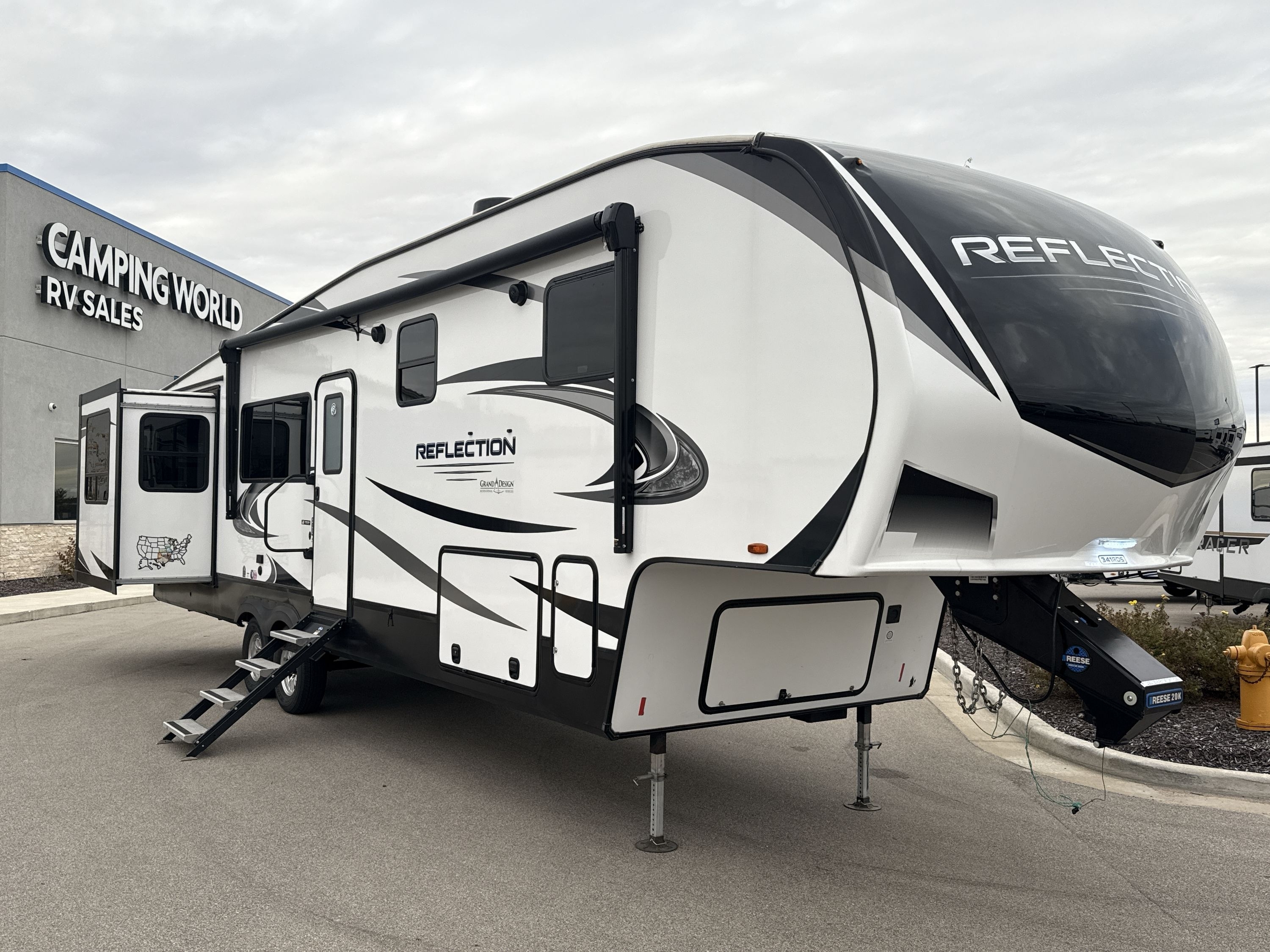 2023 Grand Design REFLECTION 341RDS RV