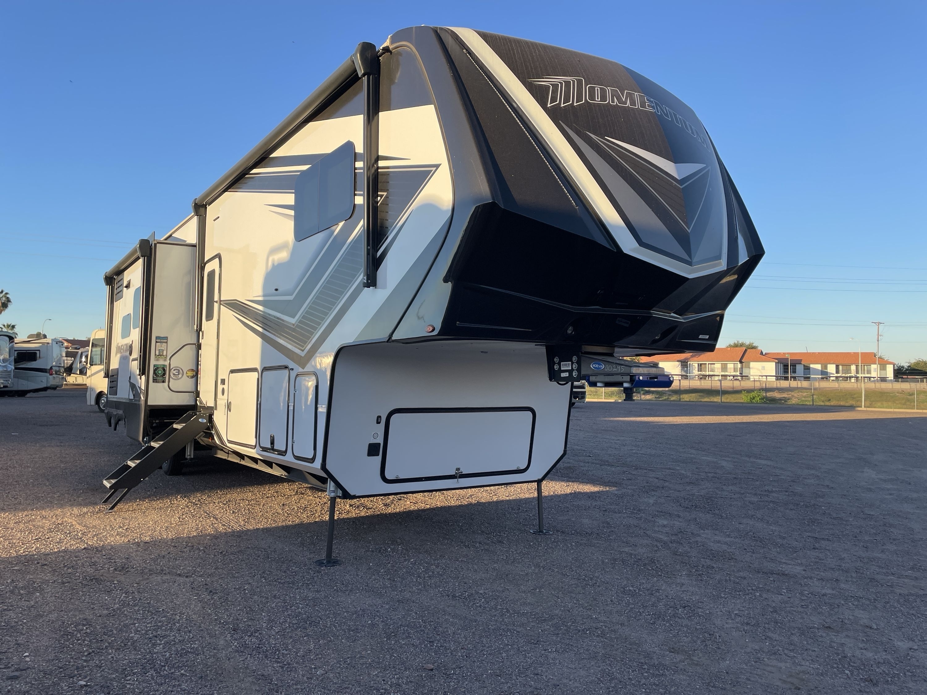 2023 Grand Design MOMENTUM 410TH Fifth Wheel Toy Hauler RV