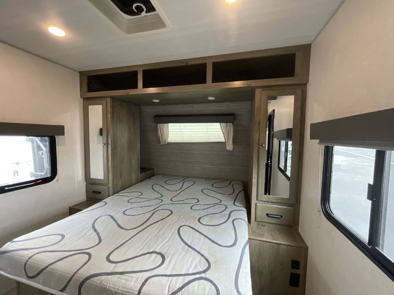 A photo of this 2022 Forest River SURVEYOR 276BHLE