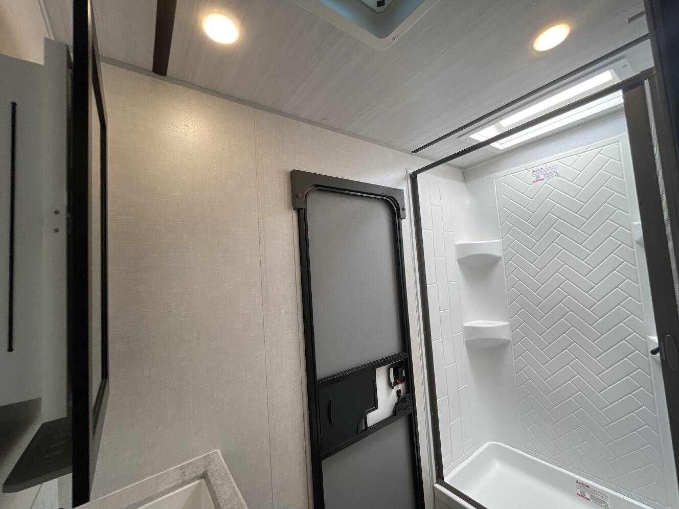 A photo of this 2022 Forest River SURVEYOR 276BHLE
