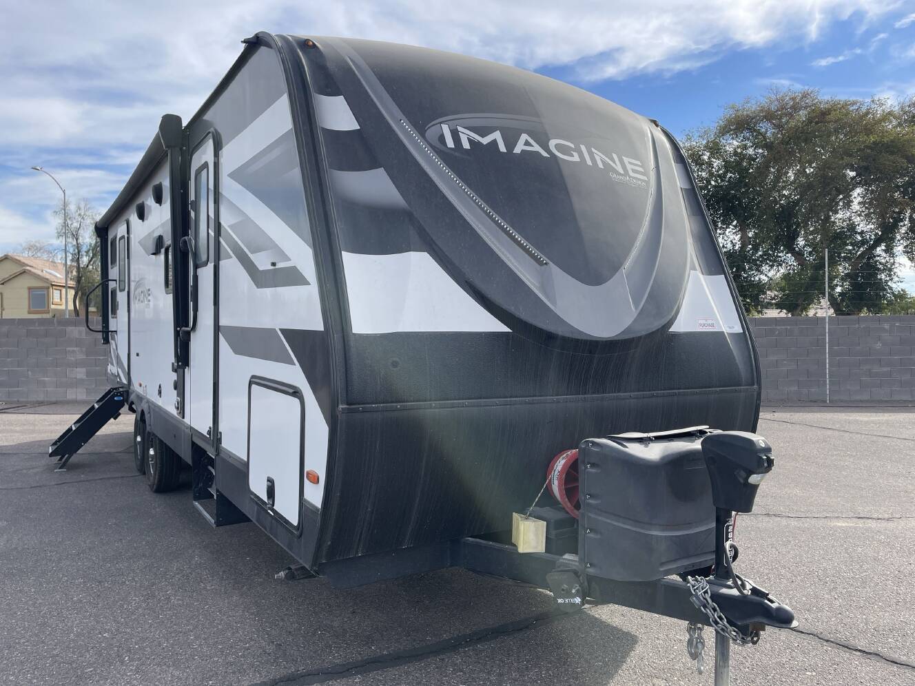 A photo of this 2023 Grand Design IMAGINE 2800BH
