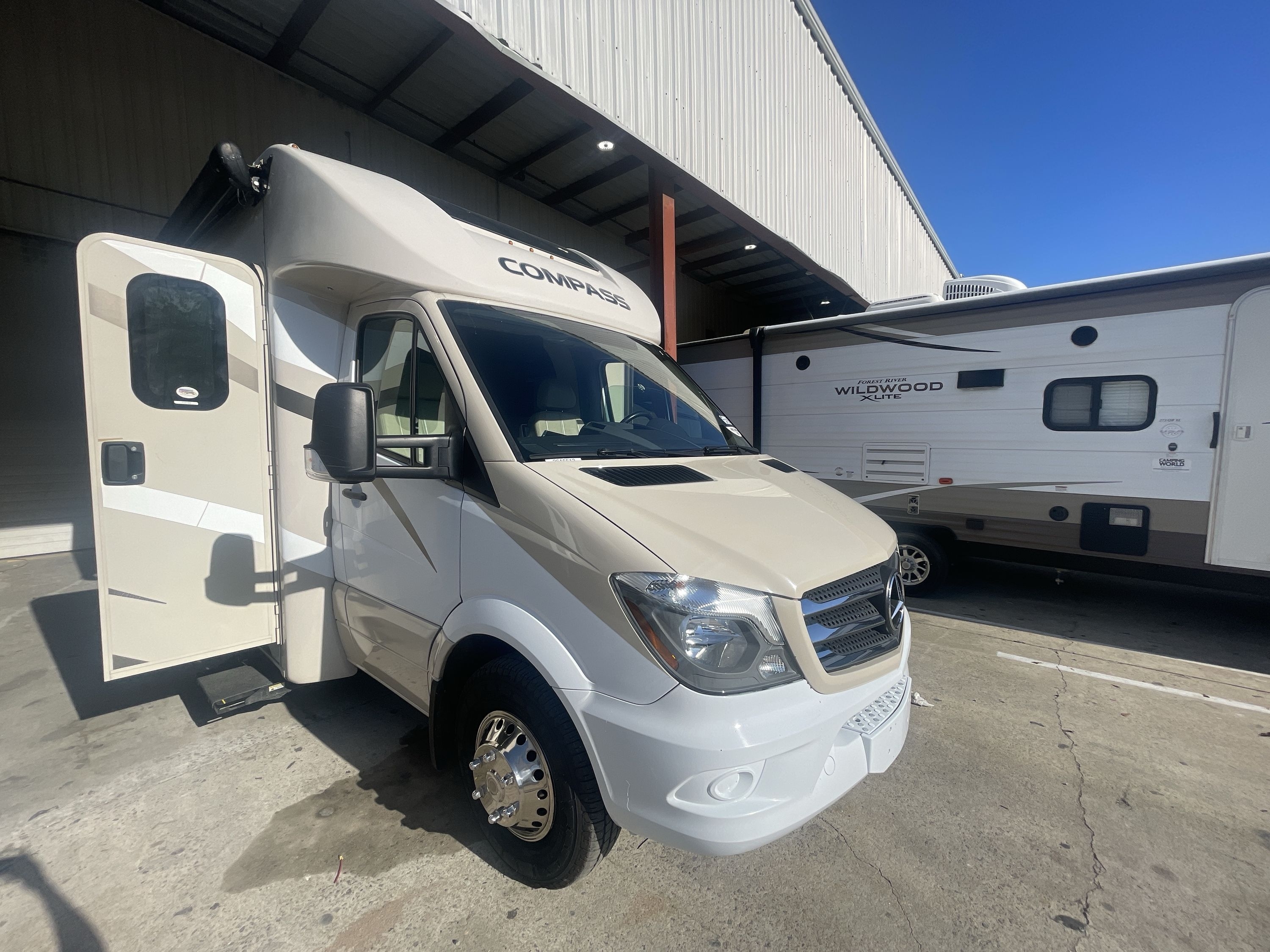 2018 Thor COMPASS 24TX RV