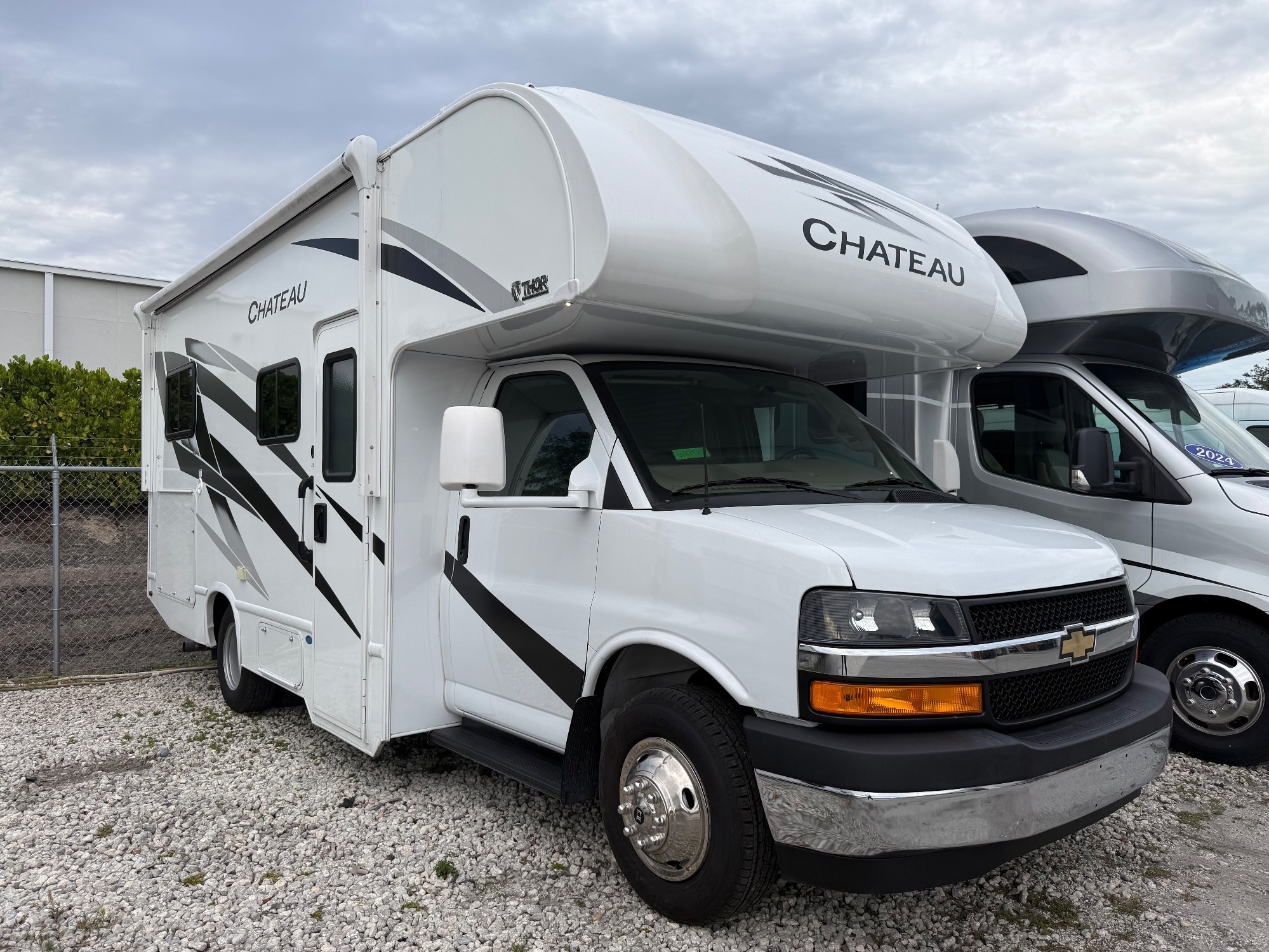 2025 Thor CHATEAU 22EC RV