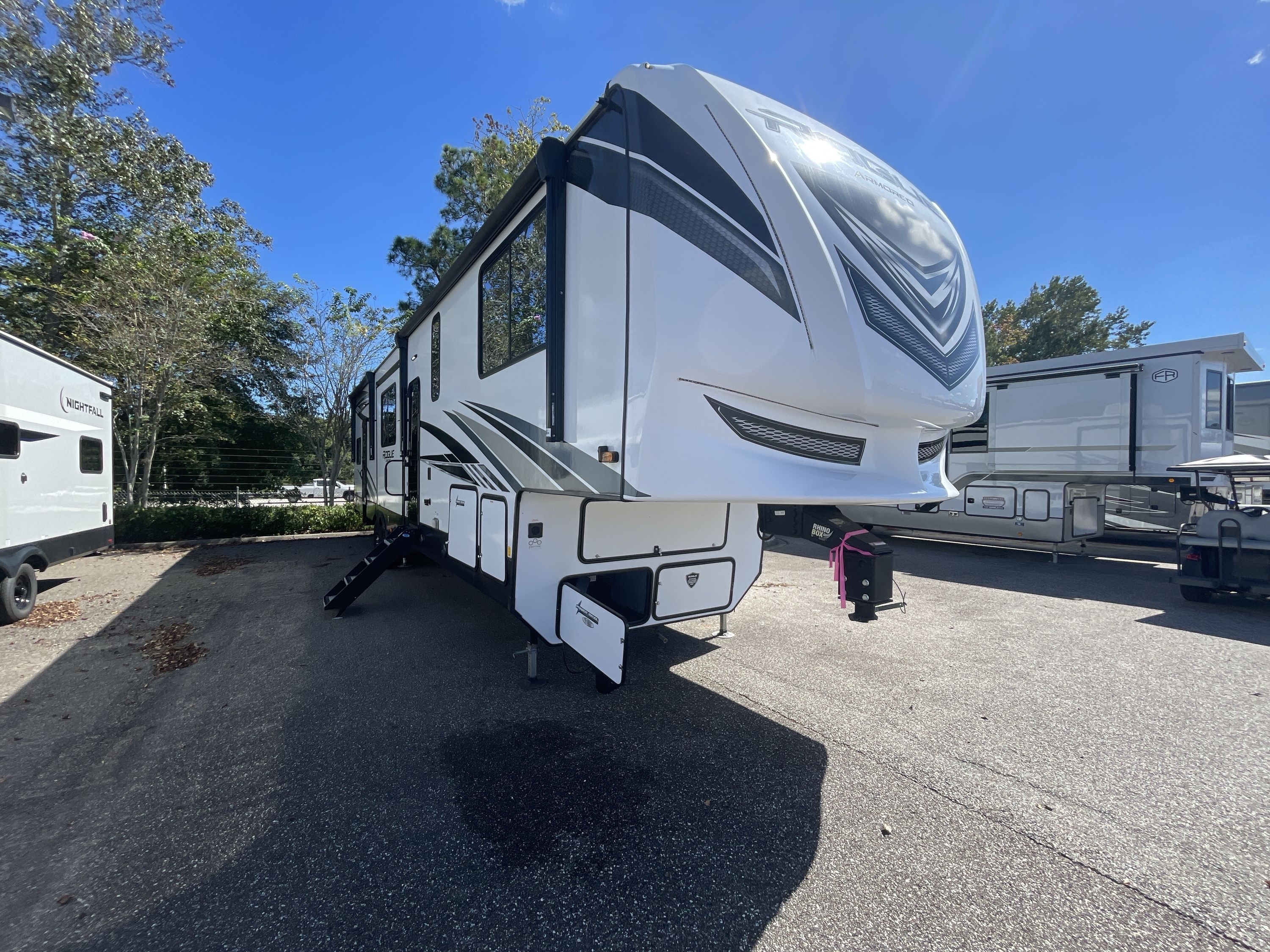 2023 Forest River ROGUE ARMORED 351G2 in jacksonville FL