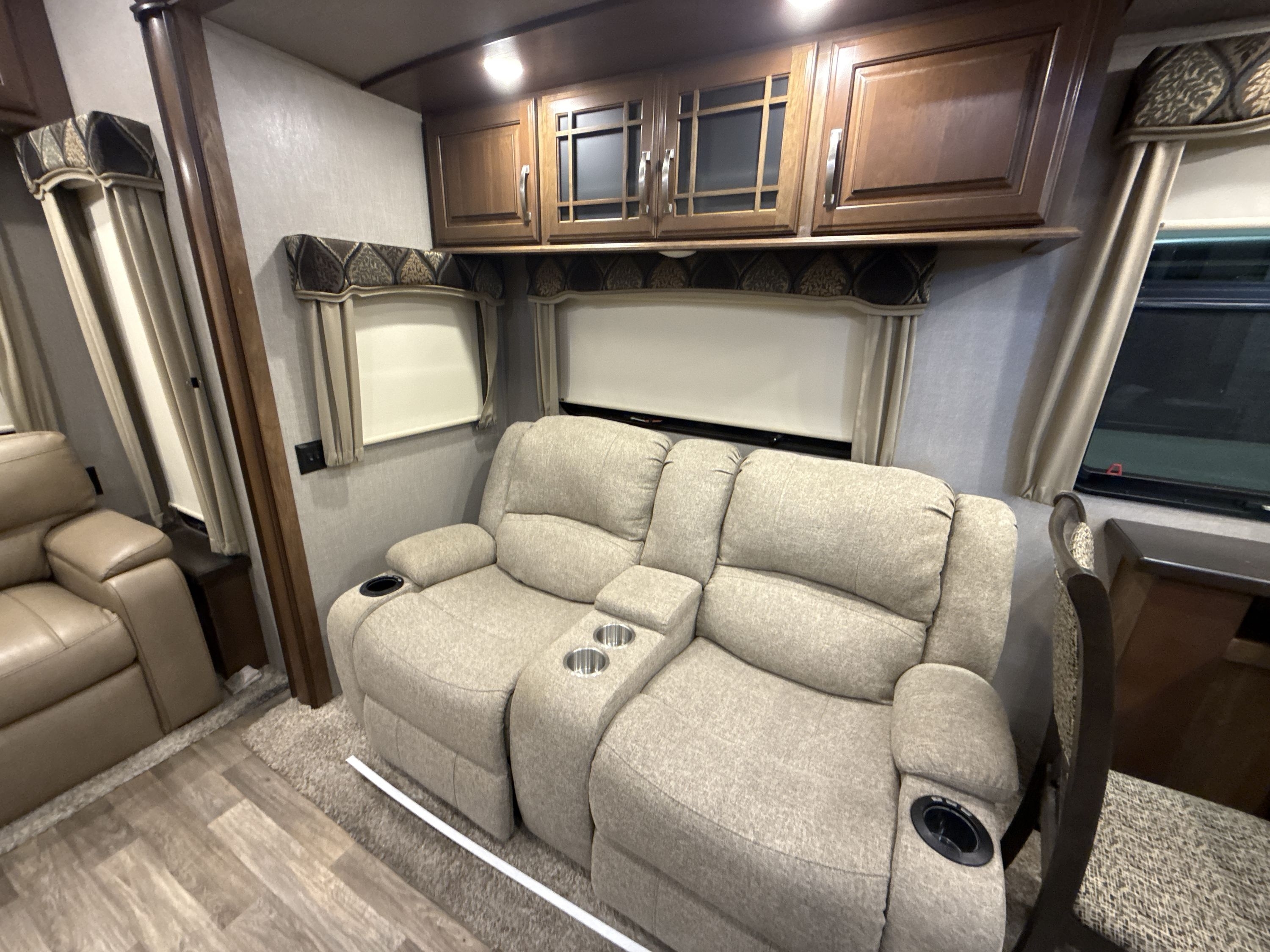 2018 Keystone MONTANA LEGACY 3160RL in sioux falls SD