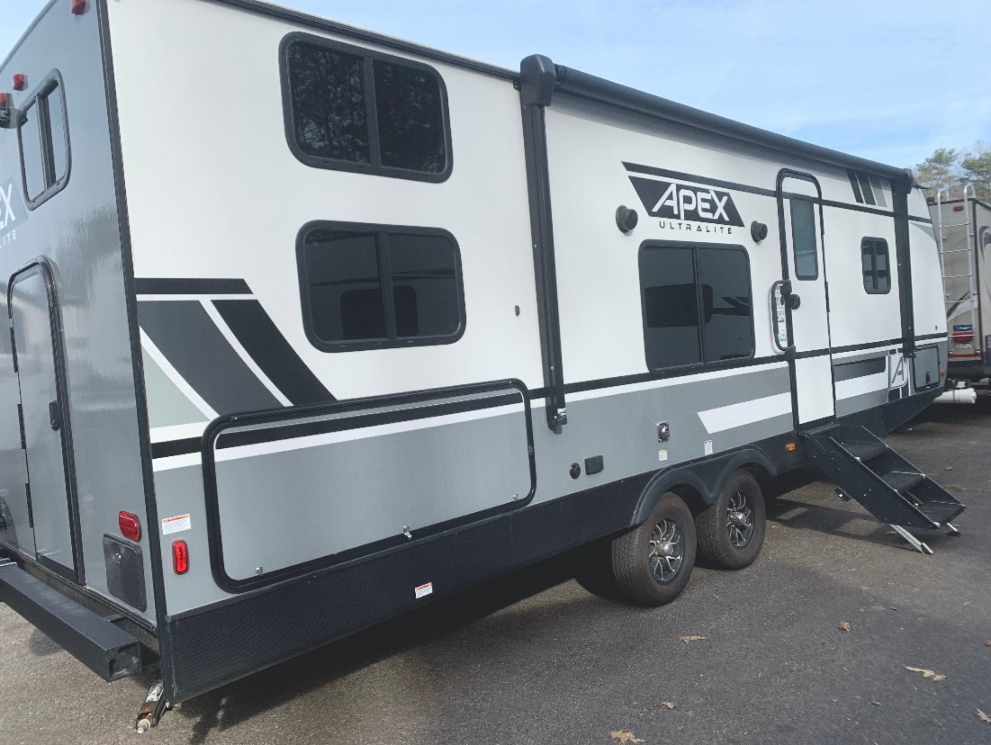 2022 Coachmen APEX 256BHS RV