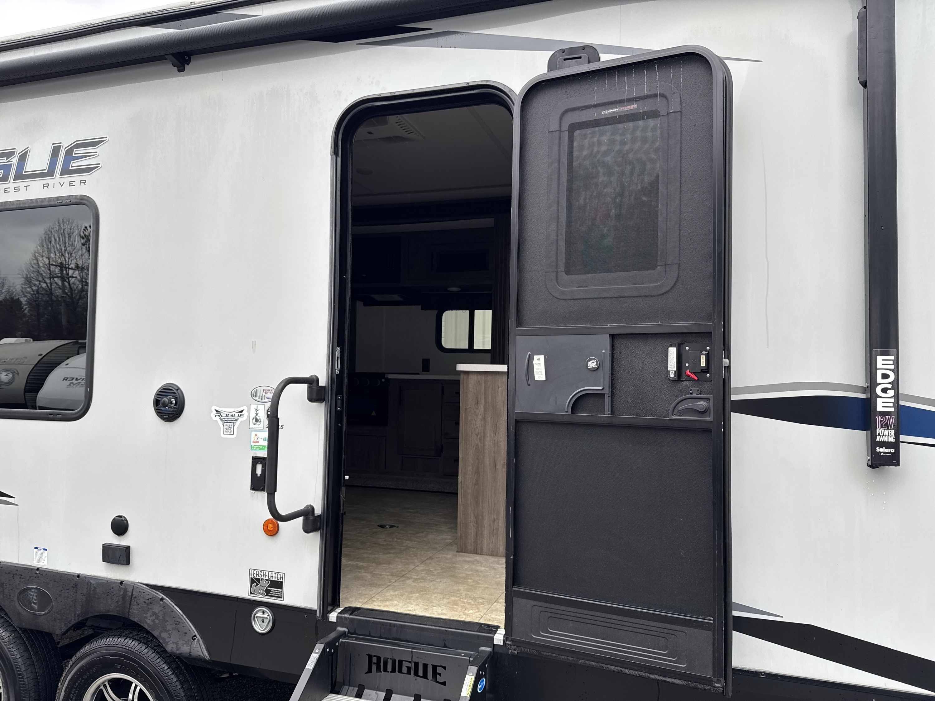 2022 Forest River ROGUE 26VKS in colfax NC