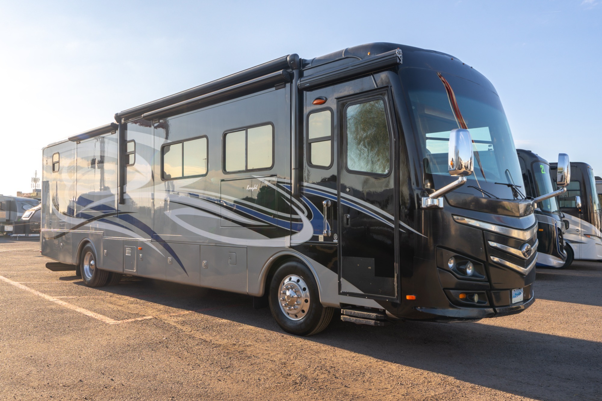 2012 Monaco KNIGHT 40DFT in el mirage AZ