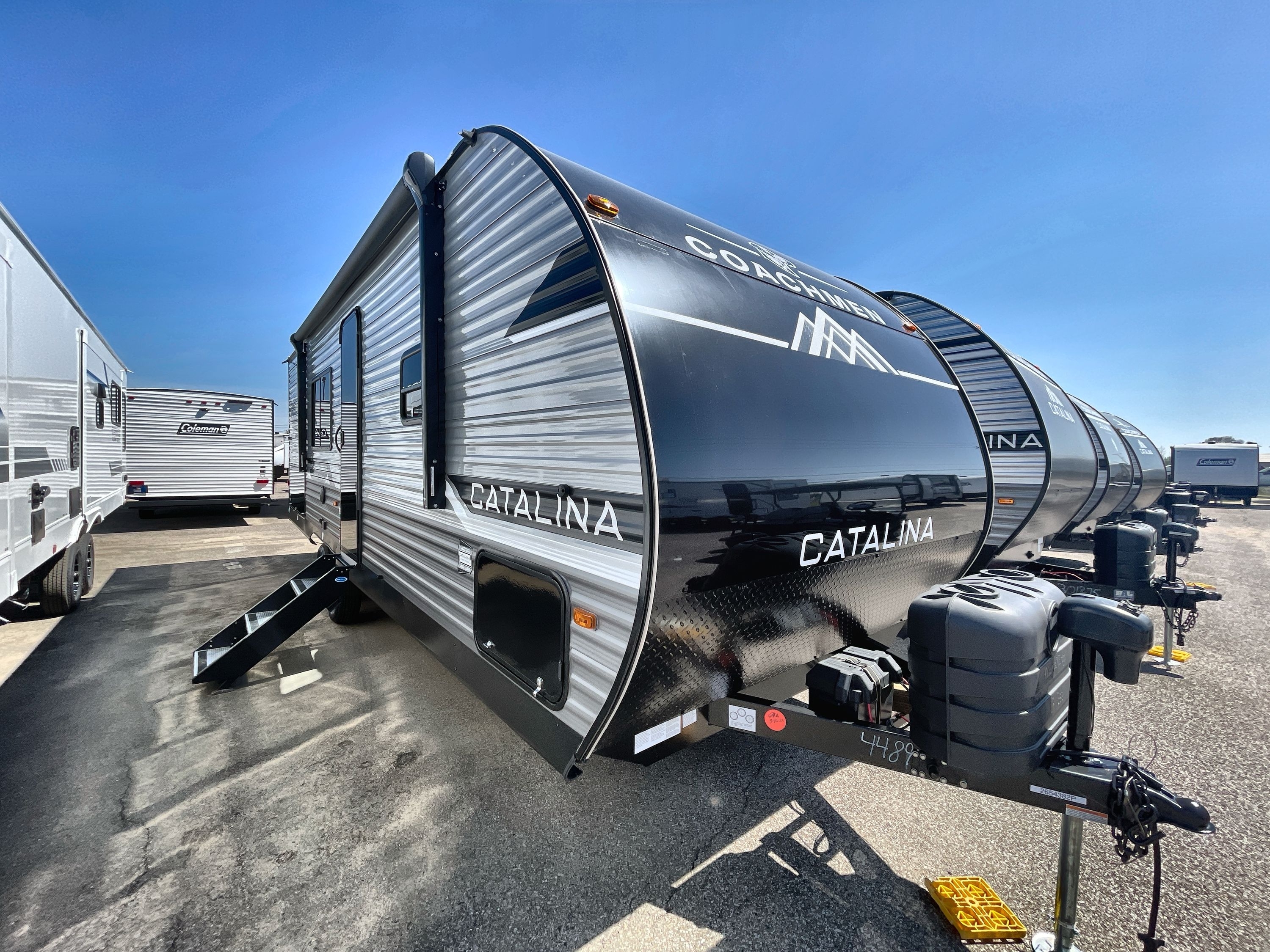 2025 Coachmen CATALINA SUMMIT 261BHS RV