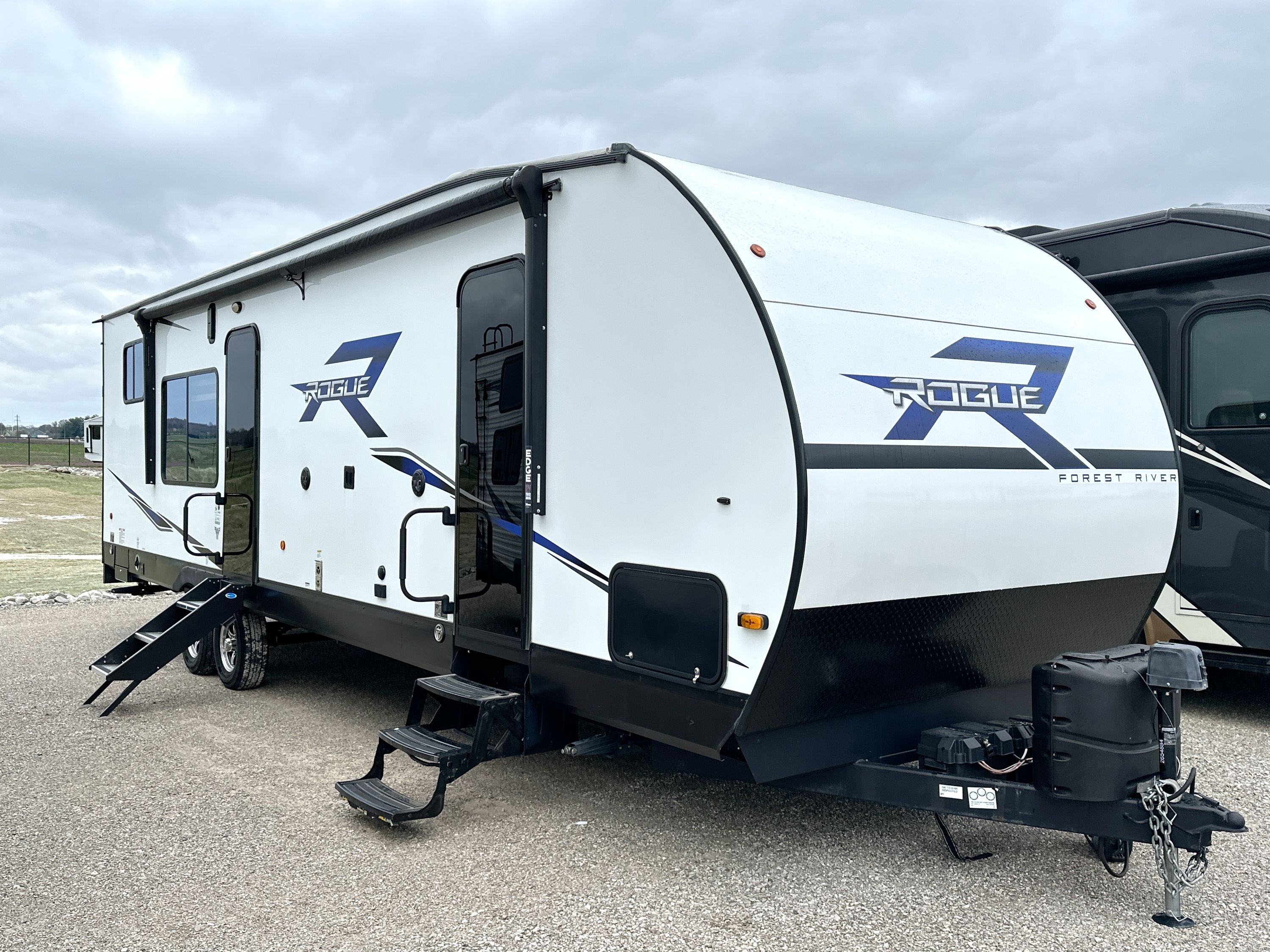 2023 Forest River ROGUE 29KS Travel Trailer Toy Hauler RV