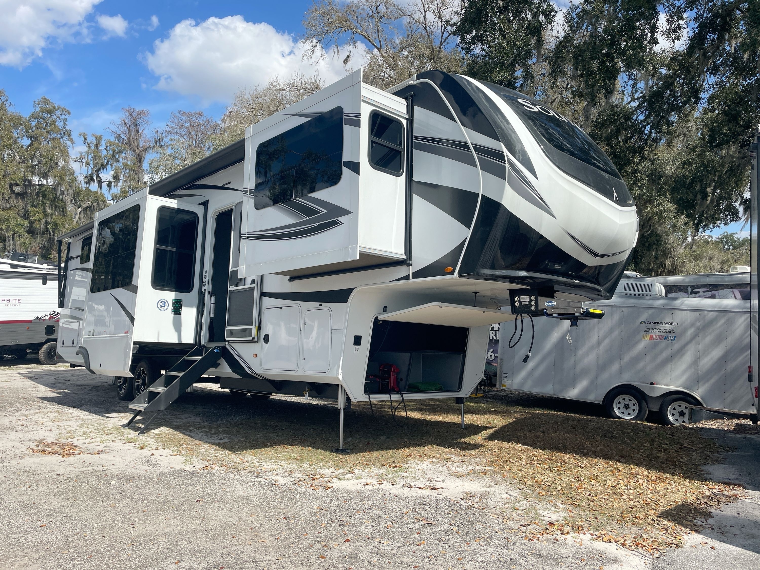 2025 Grand Design SOLITUDE 380FL in dover FL