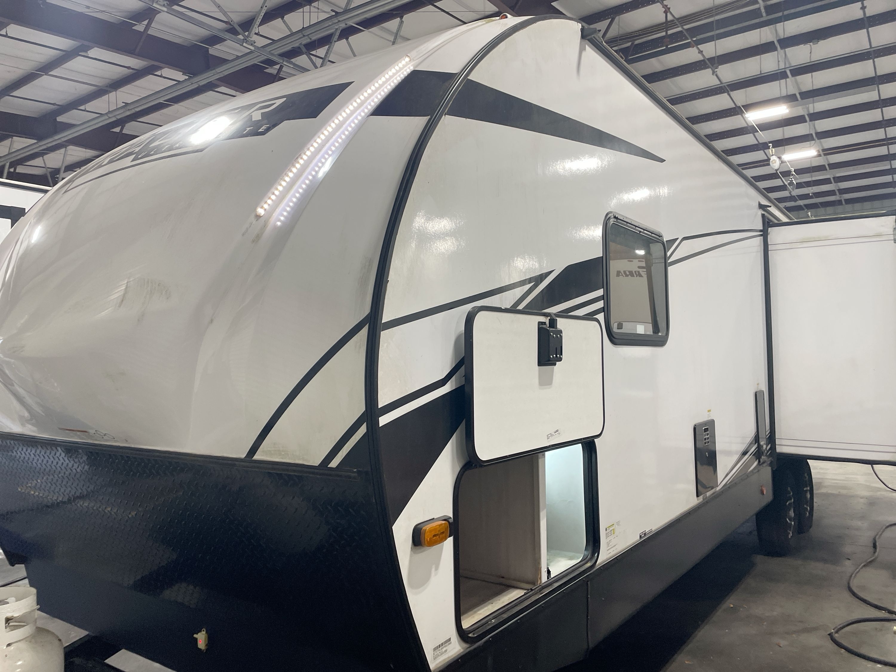 2023 Prime Time TRACER 29RLS in dover FL